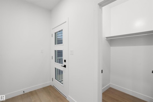 815 158 Avenue Ne, Edmonton, AB - Indoor Photo Showing Other Room