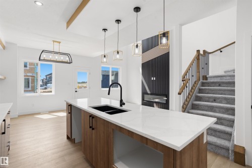 815 158 Avenue Ne, Edmonton, AB - Indoor Photo Showing Kitchen With Double Sink With Upgraded Kitchen