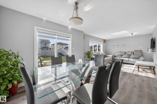 3752 12 Street, Edmonton, AB - Indoor Photo Showing Dining Room