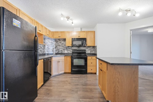 #1102 7339 South Terwillegar Dr Nw, Edmonton, AB - Indoor Photo Showing Kitchen