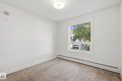 #1102 7339 South Terwillegar Dr Nw, Edmonton, AB - Indoor Photo Showing Other Room