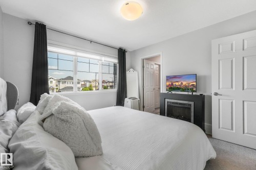 6603 64 Avenue, Beaumont, AB - Indoor Photo Showing Bedroom