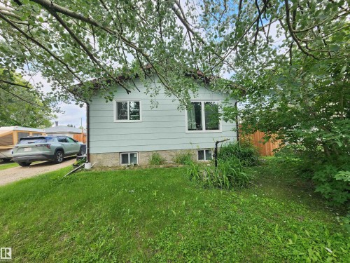 4806 52 Avenue   Elk Point, AB T0A 1A0