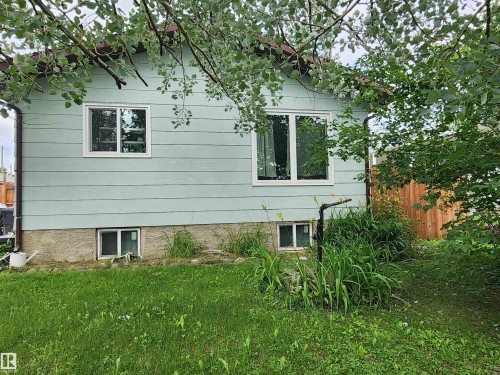 4806 52 Avenue, Elk Point, AB - Outdoor