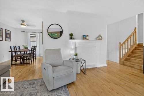 55 Lambert Crescent, St. Albert, AB - Indoor Photo Showing Living Room