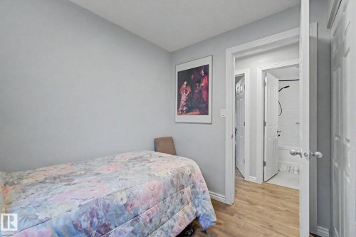 3706 41 Avenue Nw, Edmonton, AB - Indoor Photo Showing Bedroom