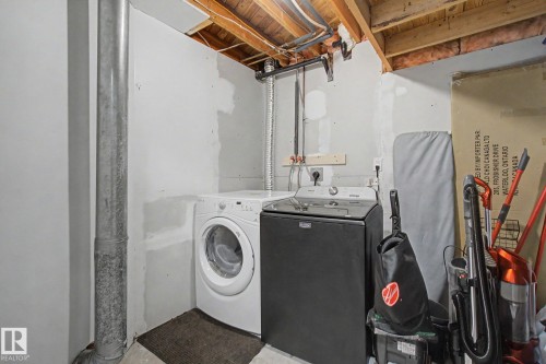 3706 41 Avenue Nw, Edmonton, AB - Indoor Photo Showing Laundry Room