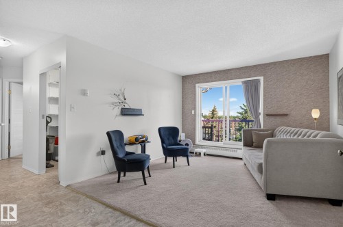 #414 10636 120 St Nw, Edmonton, AB - Indoor