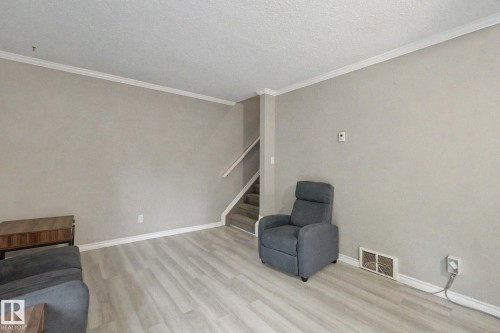 304 Spruce Glen, Spruce Grove, AB - Indoor