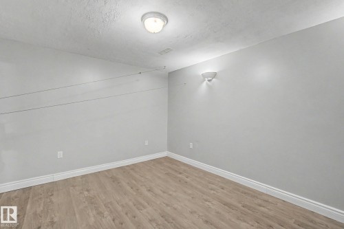 304 Spruce Glen, Spruce Grove, AB - Indoor Photo Showing Other Room