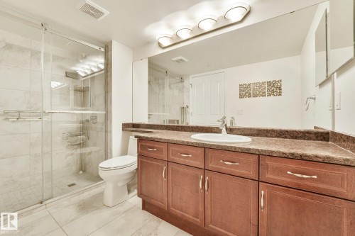 #209 1589 Glastonbury Bv Nw, Edmonton, AB - Indoor Photo Showing Bathroom
