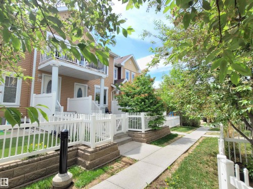 26 1623 Towne Centre Boulevard, Edmonton, AB - Outdoor