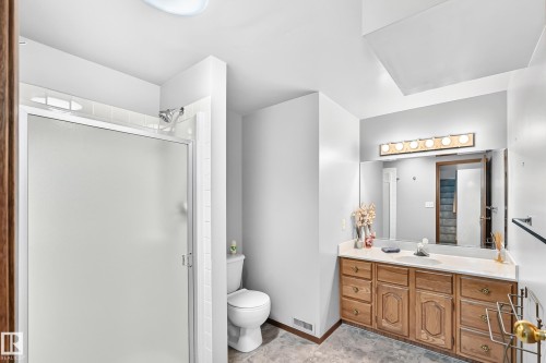 4129 43B Avenue, Leduc, AB - Indoor Photo Showing Bathroom