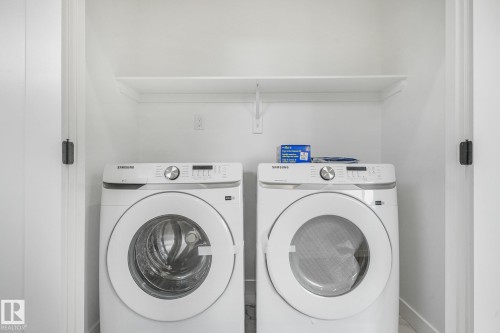 11307 46 Avenue Nw, Edmonton, AB - Indoor Photo Showing Laundry Room