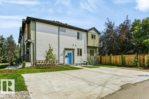 cement pad for parking - 11307 46 Avenue Nw, Edmonton, AB - Outdoor
