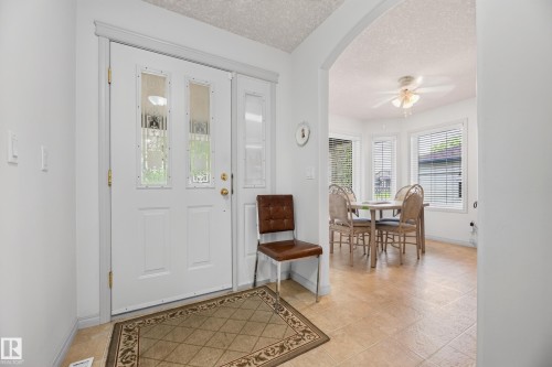 8011 164 Avenue Nw, Edmonton, AB - Indoor Photo Showing Other Room