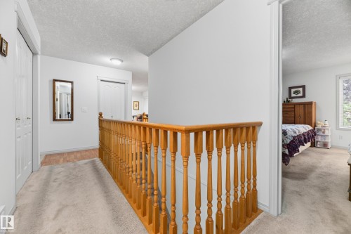 8011 164 Avenue Nw, Edmonton, AB - Indoor Photo Showing Other Room