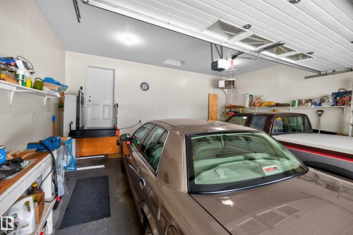 8011 164 Avenue Nw, Edmonton, AB - Indoor Photo Showing Garage