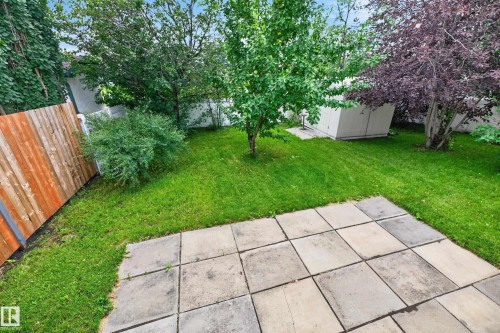 8011 164 Avenue Nw, Edmonton, AB - Outdoor