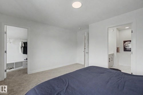 5745 Hawthorn Common Sw, Edmonton, AB - Indoor Photo Showing Bedroom