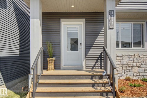 5745 Hawthorn Common Sw, Edmonton, AB - Outdoor With Exterior