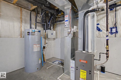 5745 Hawthorn Common Sw, Edmonton, AB - Indoor Photo Showing Basement