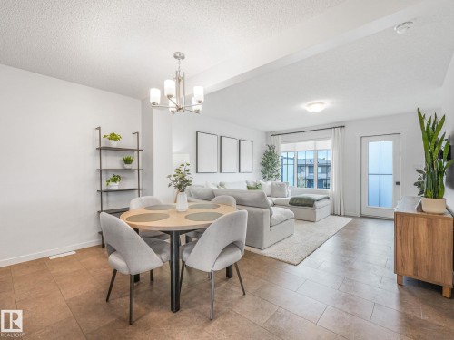 1061 Cy Becker Road Nw, Edmonton, AB - Indoor
