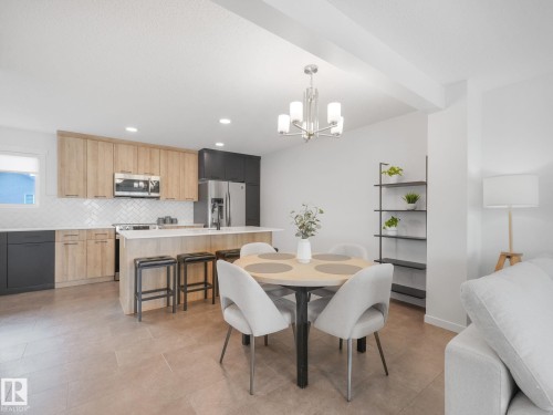 1061 Cy Becker Road Nw, Edmonton, AB - Indoor