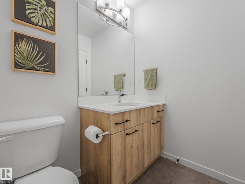 1061 Cy Becker Road Nw, Edmonton, AB - Indoor Photo Showing Bathroom