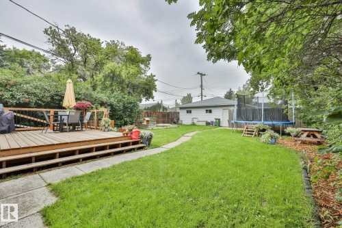 10415 163 Street Nw, Edmonton, AB - Outdoor
