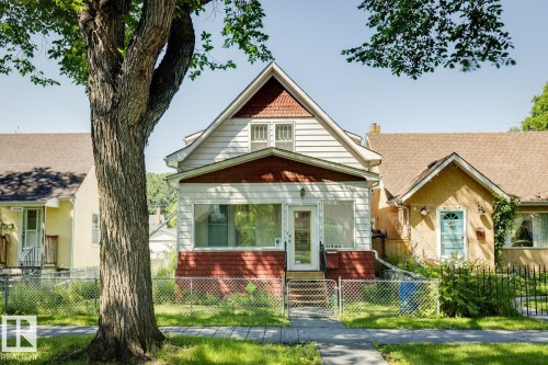 11340 90 Street NW  Edmonton, AB T5B 3X5