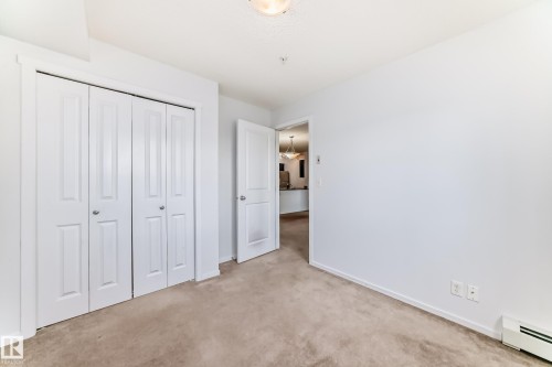 Neutral tone wall finishes - 103 3315 James Mowatt Trail Sw, Edmonton, AB - Indoor