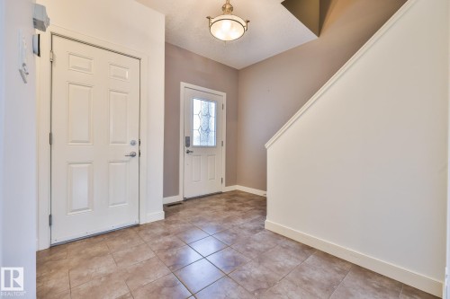 304 Genesis Villa(S), Stony Plain, AB - Indoor Photo Showing Other Room
