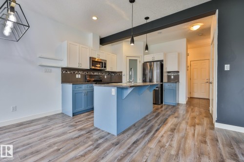 304 Genesis Villa(S), Stony Plain, AB - Indoor Photo Showing Kitchen With Upgraded Kitchen