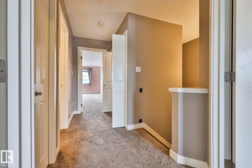 304 Genesis Villa(S), Stony Plain, AB - Indoor Photo Showing Other Room