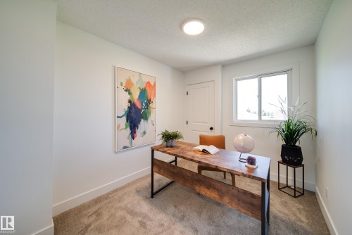 10343 172 Avenue Nw, Edmonton, AB - Indoor Photo Showing Office