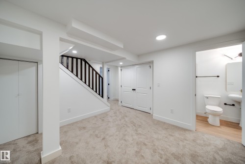 10343 172 Avenue Nw, Edmonton, AB - Indoor Photo Showing Other Room