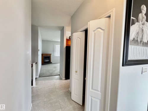 3806 44A Avenue, Drayton Valley, AB - Indoor Photo Showing Other Room