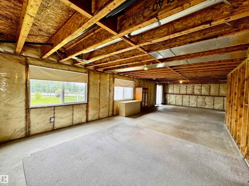 3806 44A Avenue, Drayton Valley, AB - Indoor Photo Showing Other Room