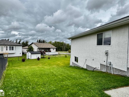 3806 44A Avenue, Drayton Valley, AB - Outdoor