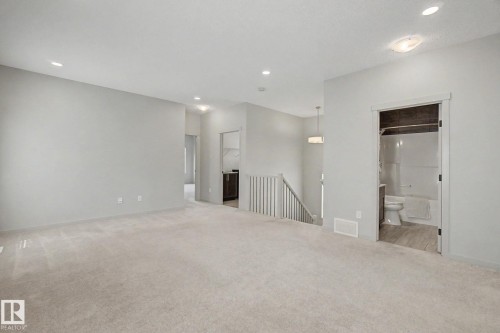 4675 Alwood Way Sw, Edmonton, AB - Indoor Photo Showing Other Room