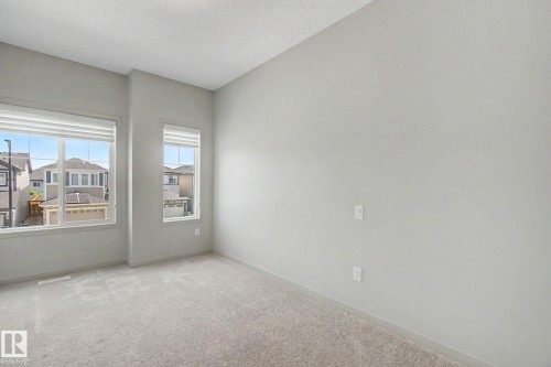 4675 Alwood Way Sw, Edmonton, AB - Indoor