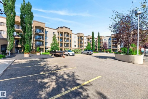#425 400 PALISADES WY  Sherwood Park, AB T8H 2T9