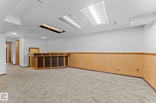 3019 139 Avenue Nw, Edmonton, AB - Indoor Photo Showing Other Room