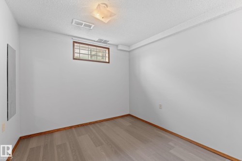 3019 139 Avenue Nw, Edmonton, AB - Indoor Photo Showing Other Room