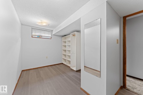 3019 139 Avenue Nw, Edmonton, AB - Indoor Photo Showing Other Room