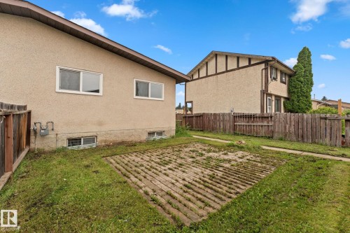 3019 139 Avenue Nw, Edmonton, AB - Outdoor With Exterior