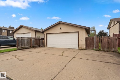 3019 139 Avenue Nw, Edmonton, AB - Outdoor With Exterior