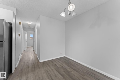 3019 139 Avenue Nw, Edmonton, AB - Indoor Photo Showing Other Room