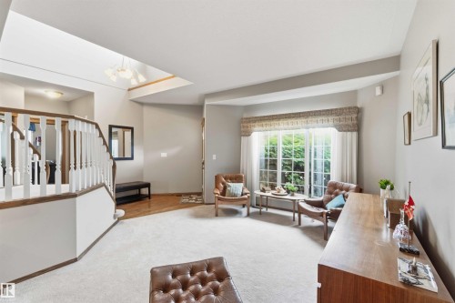 1080 Wedgewood Boulevard Nw, Edmonton, AB - Indoor